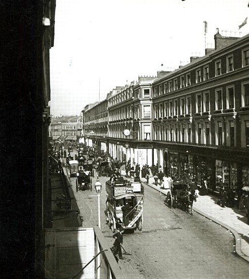A View of Westbourne Grove, London, showing Whiteley''s department store, c.1890 van English Photographer