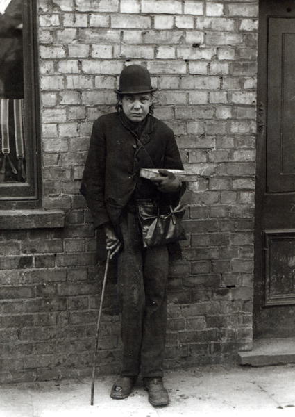 Match-Seller. c.1900 (b/w photo)  van English Photographer