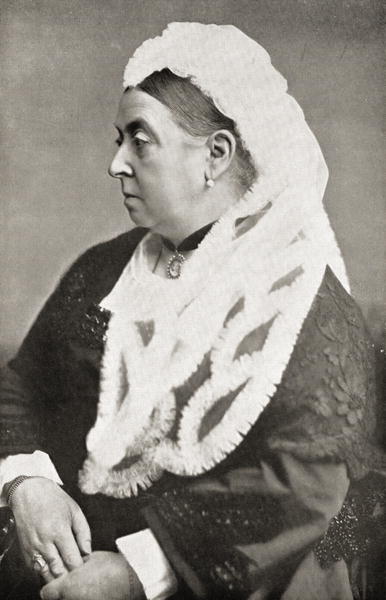Queen Victoria (1819-1901) at the age of sixty-six, c.1885 (b/w photo)  van English Photographer