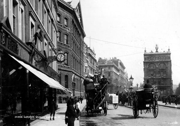 Queen Victoria Street, London, c.1891 (b/w photo)  van English Photographer