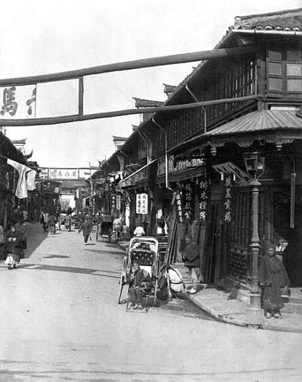 Chinatown in Shanghai, late 19th century van French Photographer