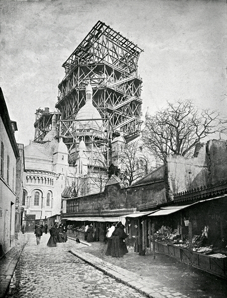 The Construction ot the Sacre Coeur in Montmartre, c.1885-90 (b/w photo)  van French Photographer