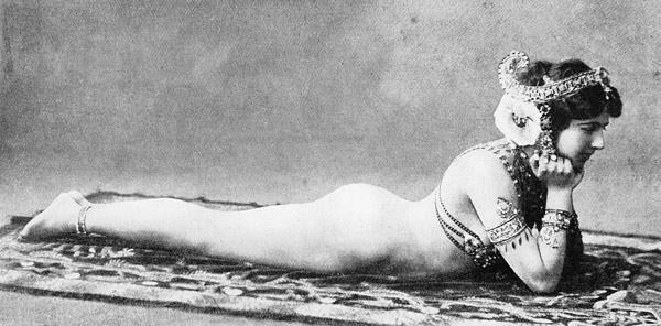 Mata Hari, c.1905 (b/w photo) 