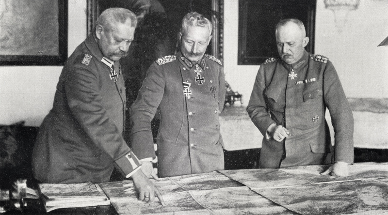 Paul Von Hindenburg (1847-1934) Kaiser Wilhelm II (1859-1941) & Erich Von Ludendorff (1865-1937) (b/ van German Photographer