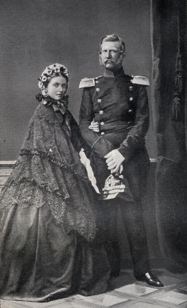 The Emperor (1831-88) and Empress (1840-1901) Frederick of Germany (b/w photo)  van German Photographer