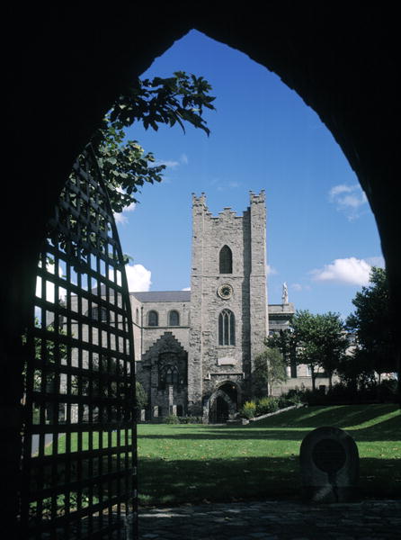 St. Audoen''s Church, built 1190 (photo)  van Irish School (12th century)
