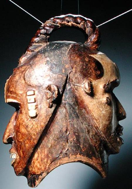 Double-Faced Helmet Mask, Ejagham Culture, from Nigeria or Cameroon (wood, skin, nails & bones) van African