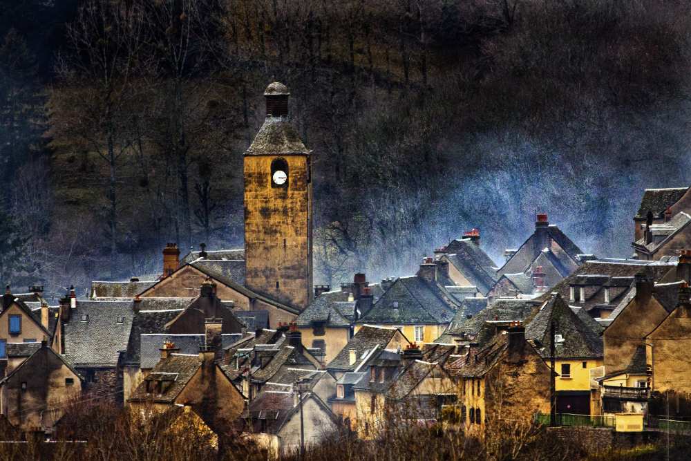 Mountain village in France van Alain Mazalrey