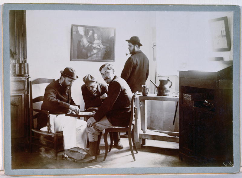 Playing Draughts at Le Relais, late 19th century (b/w photo)  van Alfred Natanson