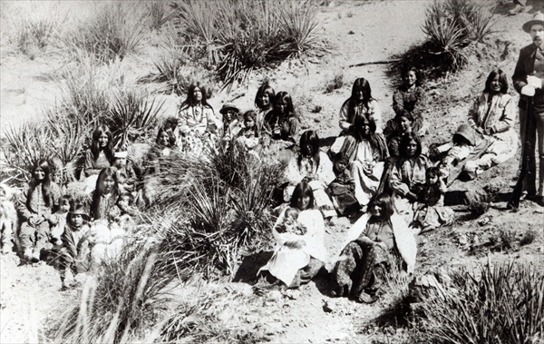 The last of the escapees after the final rout of Geronimo (b/w photo)  van American Photographer