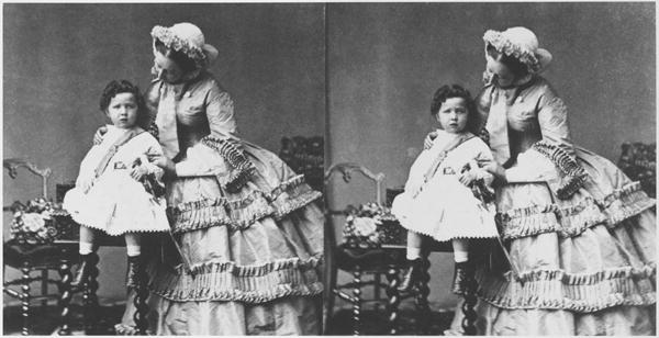 Empress Eugenie and Prince Eugene Louis Napoleon Bonaparte, c.1858-59 (stereoscopic photo) (b/w phot van Andre Adolphe Eugene Disderi