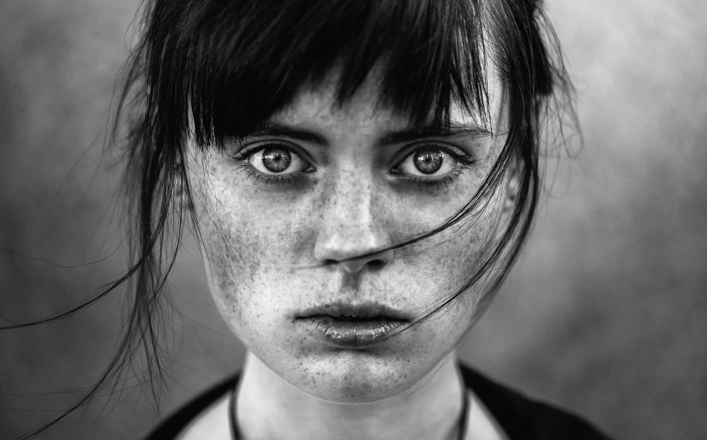 Girl van Andrey Lobodin
