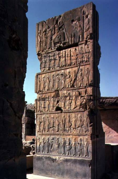 Pillar relief from the Hall of a Hundred ColumnsAchaemenian Period van Anoniem