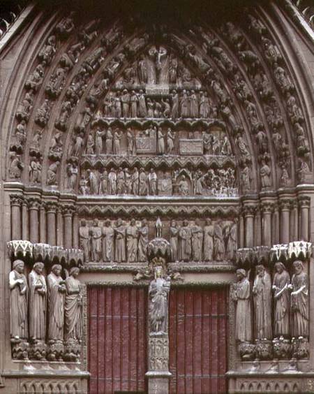 South Transcept Portal with a central trumeau figure of the Virgin and Child (c.1260) and tympanum a van Anoniem