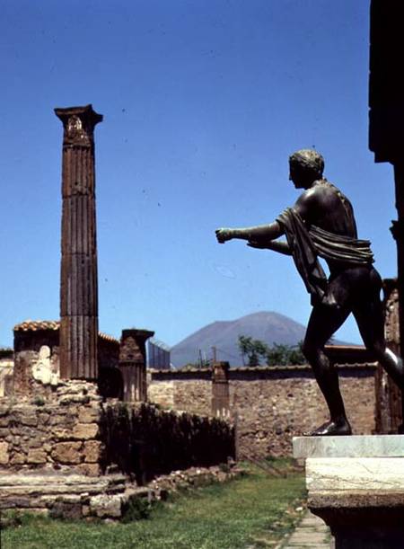 Statue of Apollofrom the Temple of Apollo with Vesuvius in the background van Anoniem