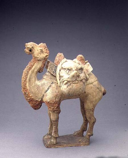 Tomb figure of a camel, carrying saddle bags in the form of grotesque faces, Chinese,Tang Dynasty van Anoniem