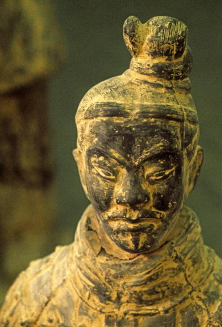 Warrior of the Qin Dynastyfrom near Xi'an van Anoniem