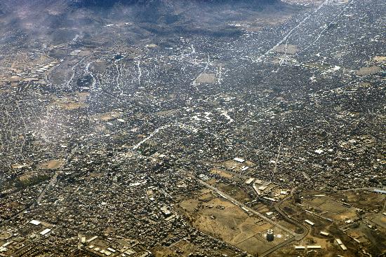 Jemen - Sanaa aus der Luft van Arno Burgi