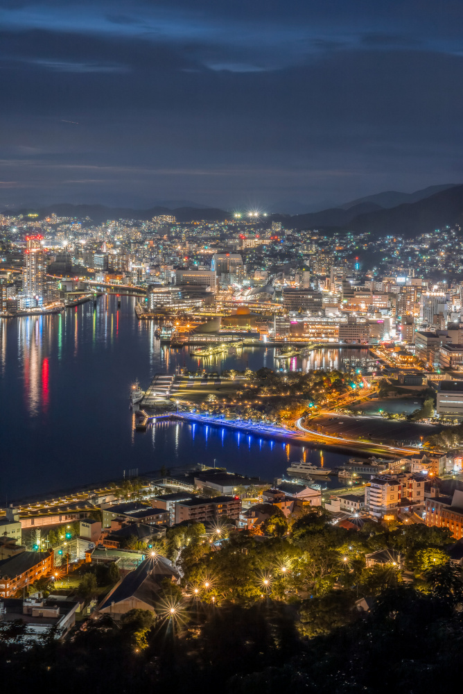 View of Nagasaki City, one of the worlds three new nightscape cities van Awakari