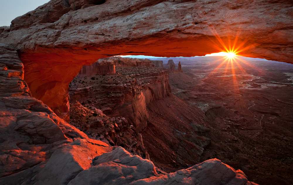 Mesa Arch Sunrise van Barbara Read