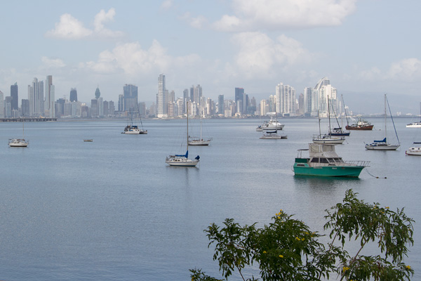 City Boote (Panama) van Birge George
