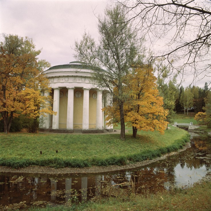 Pavlovsk. The Temple of Friendship van Charles Cameron