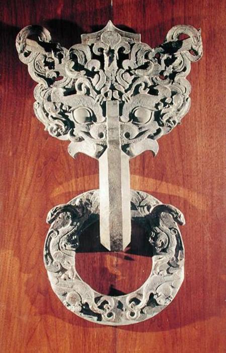 'P'u shou' door knocker with a taotie design surmounted by a phoenix and holding a ring with sculpte van Chinese School