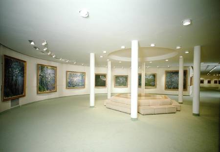 Interior with paintings van Claude Monet