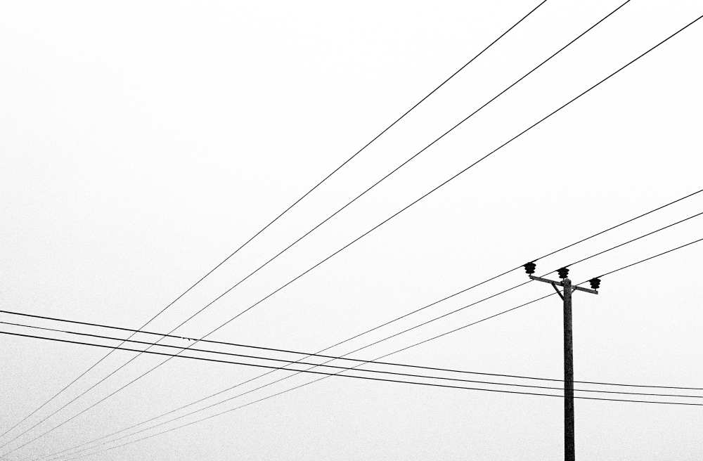 Power Lines, Wiltshire van Clive Collie