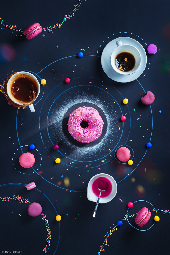Space Donut van Dina Belenko