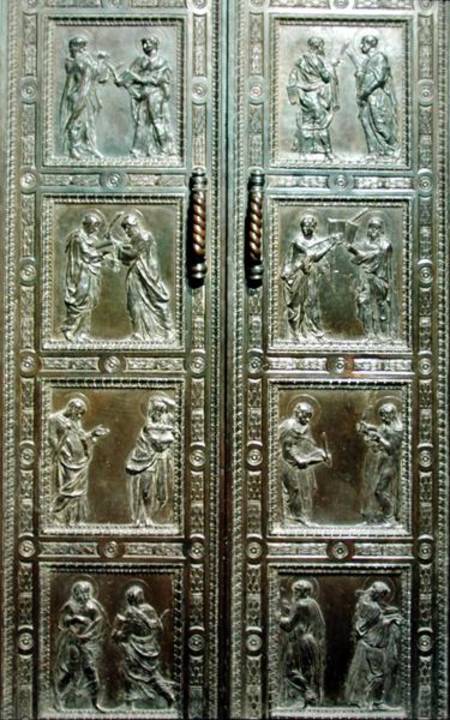 Doors depicting Martyrs van Donatello