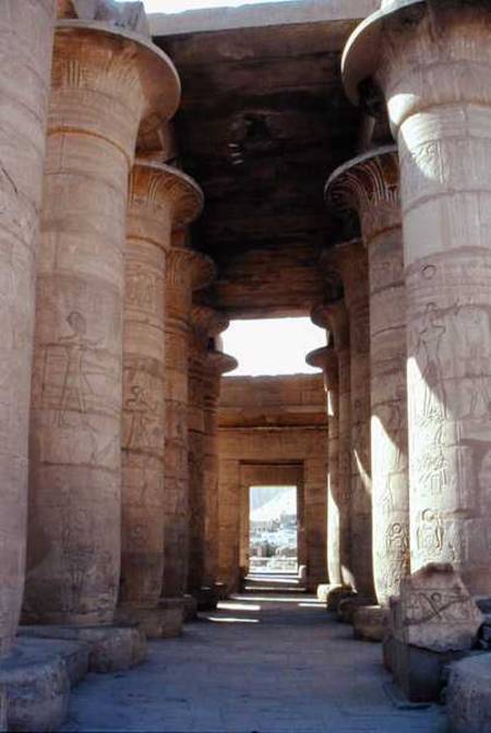 Columns with papyrus shafts and lotus capitals in the Great Hypostyle Hall, New Kingdom van Egyptian