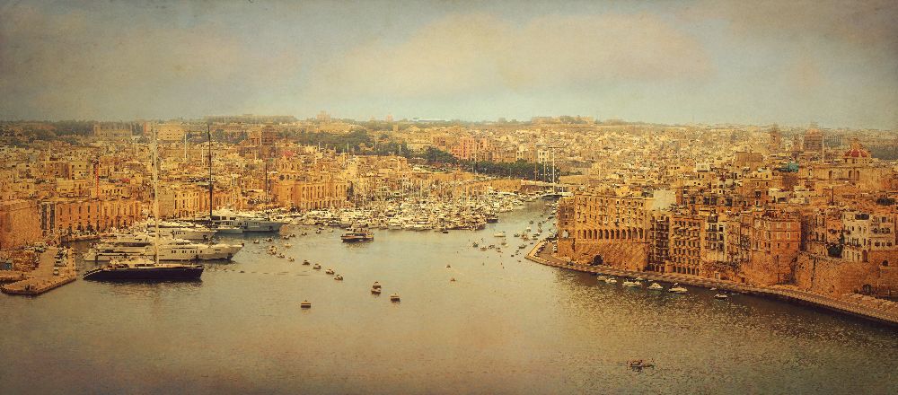 View from Upper Barakka, Valletta, Malta van Ellen Van Deelen