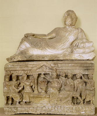 Cinerary urn (alabaster) van Etruscan