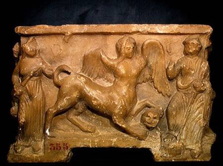 Funerary urn depicting Oedipus and the Sphinx van Etruscan