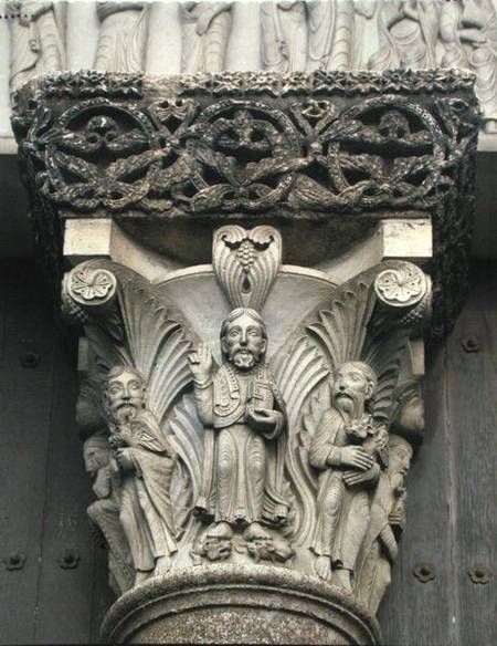 Column capital with Christ Blessing from the West Portal of the facade van Eugene Emmanuel Viollet-le-Duc
