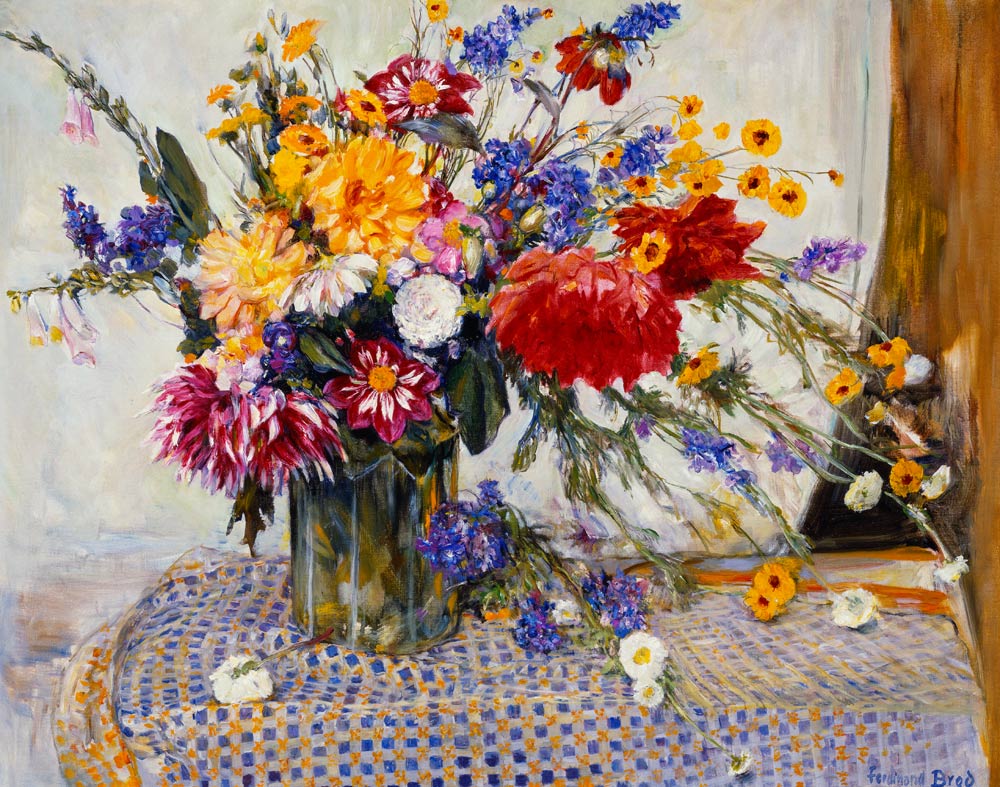 Rittersporn, Rosen, Pfingstrosen, Dahlien und andere Blumen in einer Vase. van Ferdinand Brod