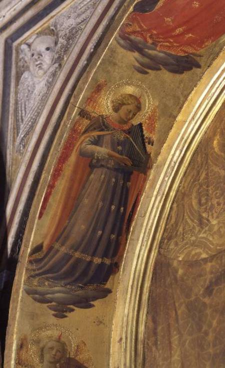 Detail from the side of the Linaivoli Triptych showing an angel holding a portative organ van Fra Beato Angelico