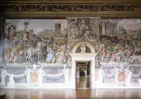 Wall in the Sala dell'Udienza with frescoes of The Triumph of Camillus and Camillus forbidding the W van Francesco de Rossi Salviati Cecchino