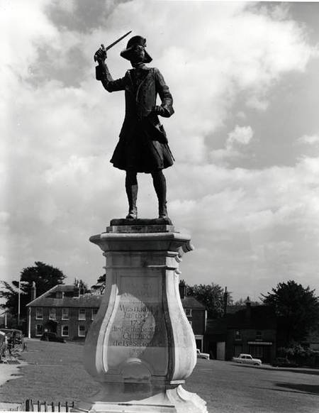 Statue of Major General James Wolfe (1727-59) van Francis Derwent Wood