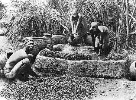 Making palm oil in Dahomey van French  Photographer