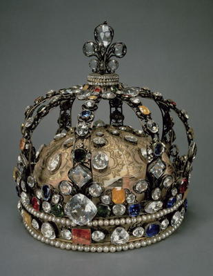 The Crown of Louis XV, 1722 (gilded silver, replacement stones & pearls) van French School, (18th century)