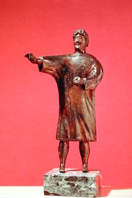 Figurine of a man wearing a sagum, from Neuvy-en-Sullias van Gallo-Roman