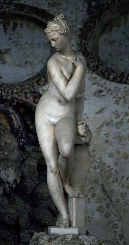 Venus Stepping Out of Her Bath van Giambologna