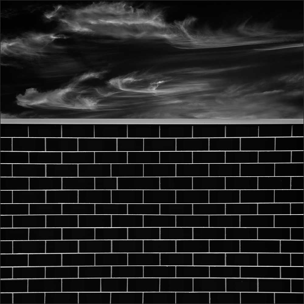 Brick wall van Gilbert Claes