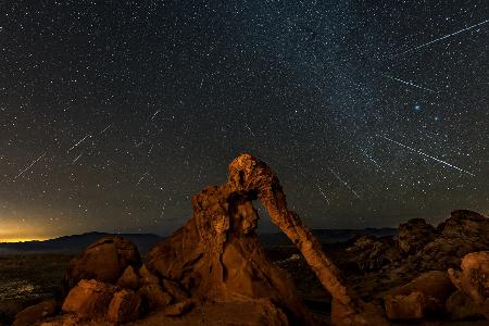 Geminid meteor shower above the Elephant Rock