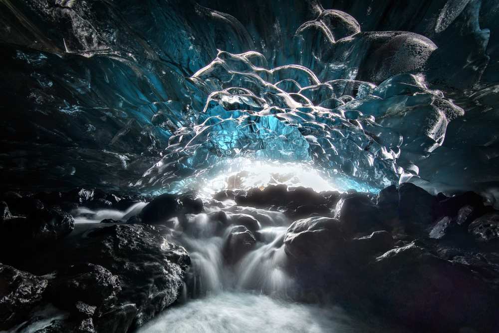 Ice cave van Hua Zhu