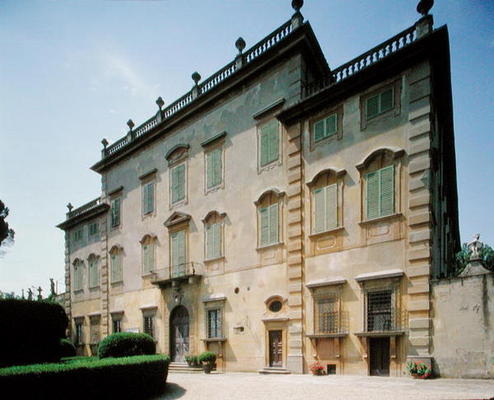 Facade of Villa La Pietra (photograph) van Italian School, (15th century)