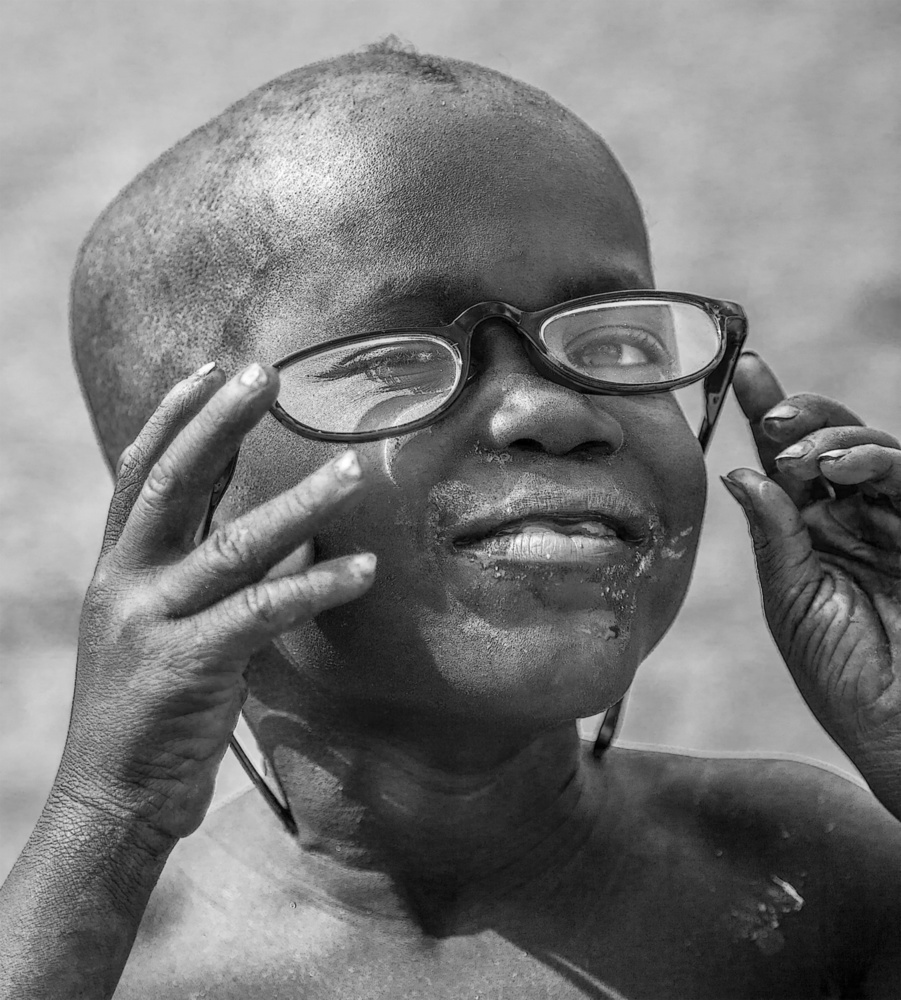 Himba Specs van John Rickwood