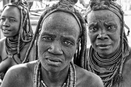 Himba women (Namibia).